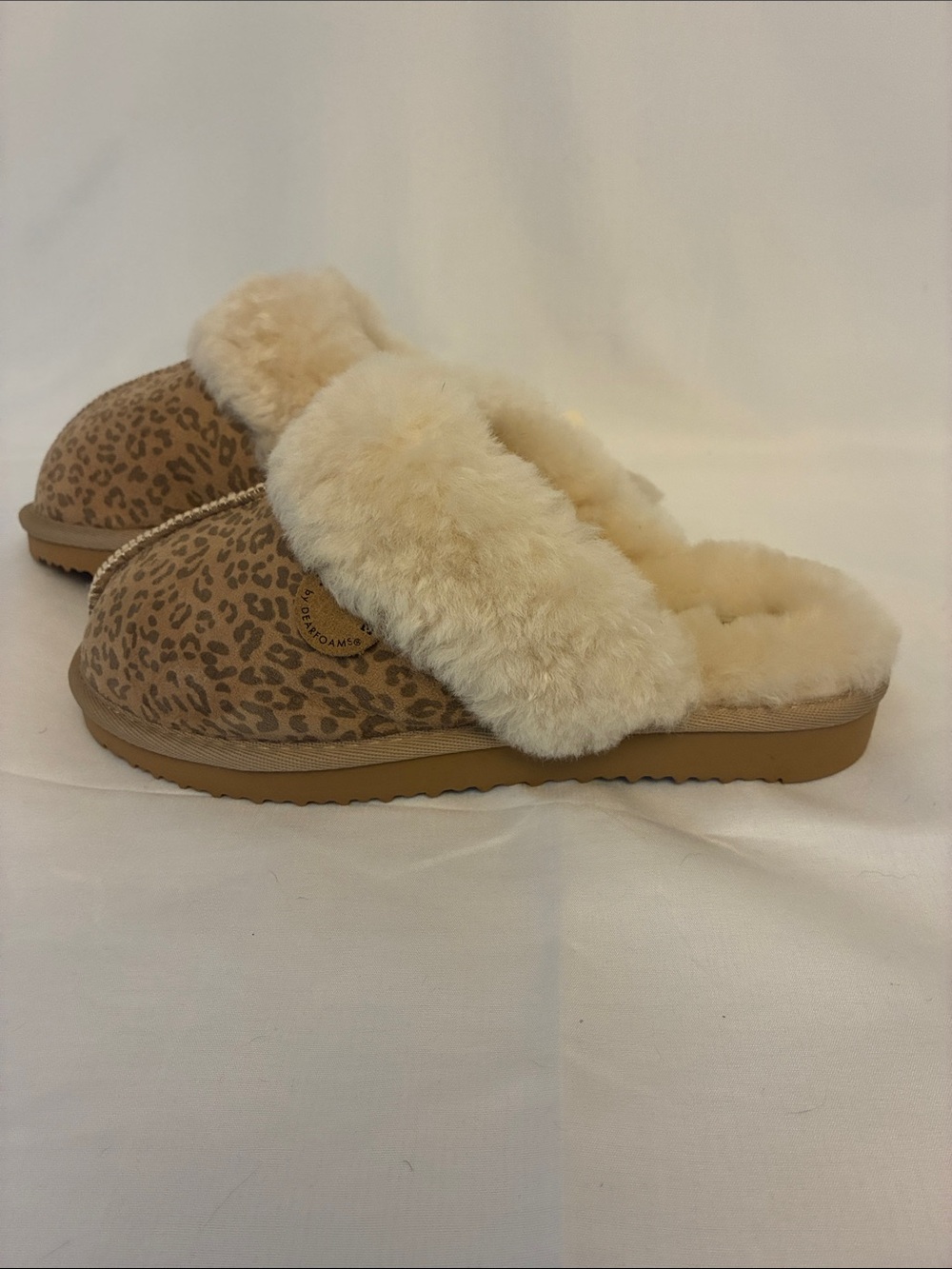 Fireside Leopard Print Shearling-Lined Slip-On Slippers - Tan size 6